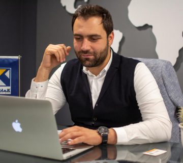 استخدام موفق